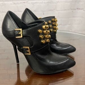 GUCCI gold studded TOM Women’s ankle booties with super sexy 4” stilettos 7.5